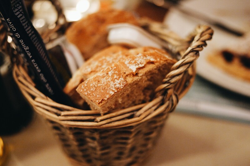 Kde by si nemal jesť chlieb ako predjedlo? 