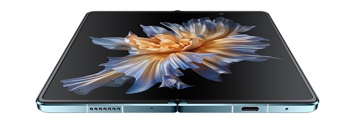 Honor prináša skladací telefón Magic Vs. Má 120 Hz displej, 512 GB úložisko a nabije sa za 45 minút
