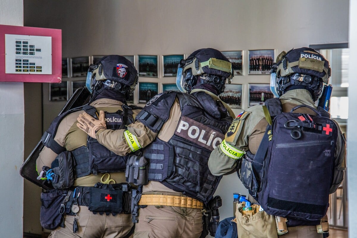polícia