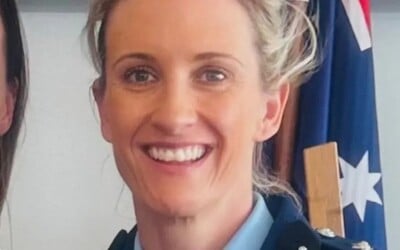 Australská policistka je obrovskou hrdinkou. Sama zastavila útočníka v Sydney a zachránila mnoho životů.