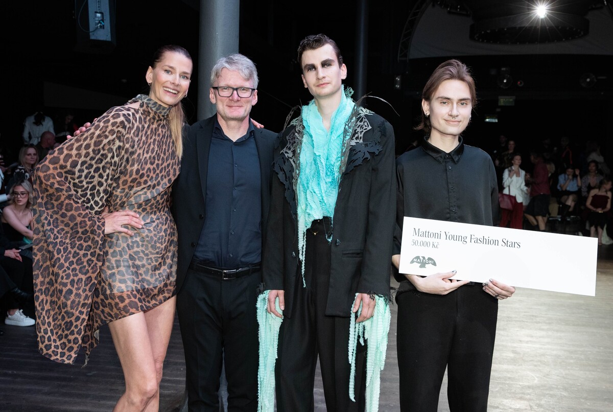 Finanční odměnu pro absolutního vítěze Mattoni Young Fashion Stars si odnesl Jakub Mikulášek.
