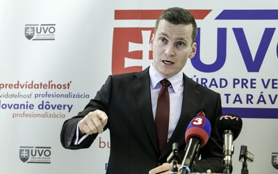 Predseda Úradu pre verejné obstarávanie a jeho manželka majú Covid-19, ostávajú v karanténe.