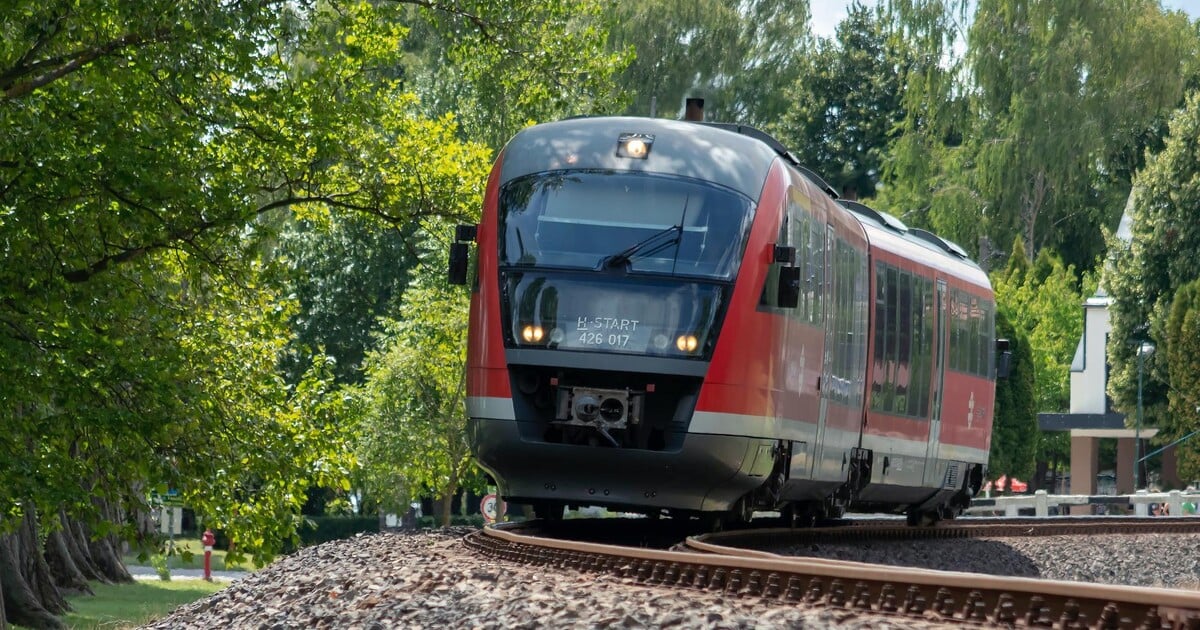 Mladá Češka surfovala na vlaku a zemřela. Jde o další oběť nebezpečného trendu