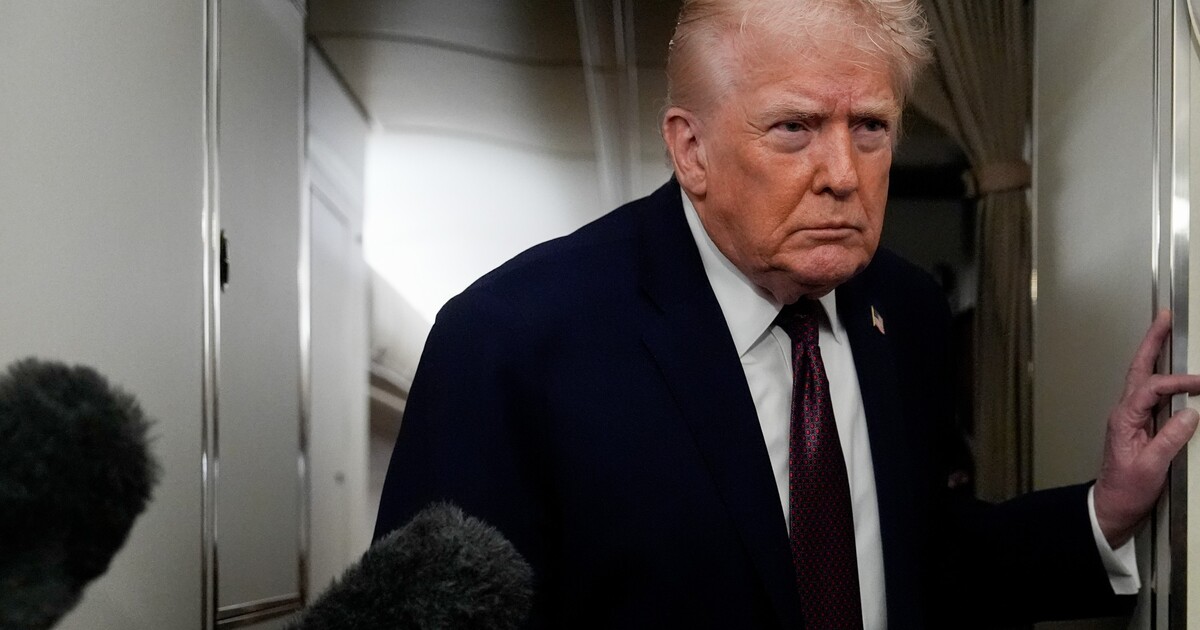 Trump zakládá novou Radu míru. Do projektu pozval Putina i Orbána, vstupenka stojí miliardu dolarů