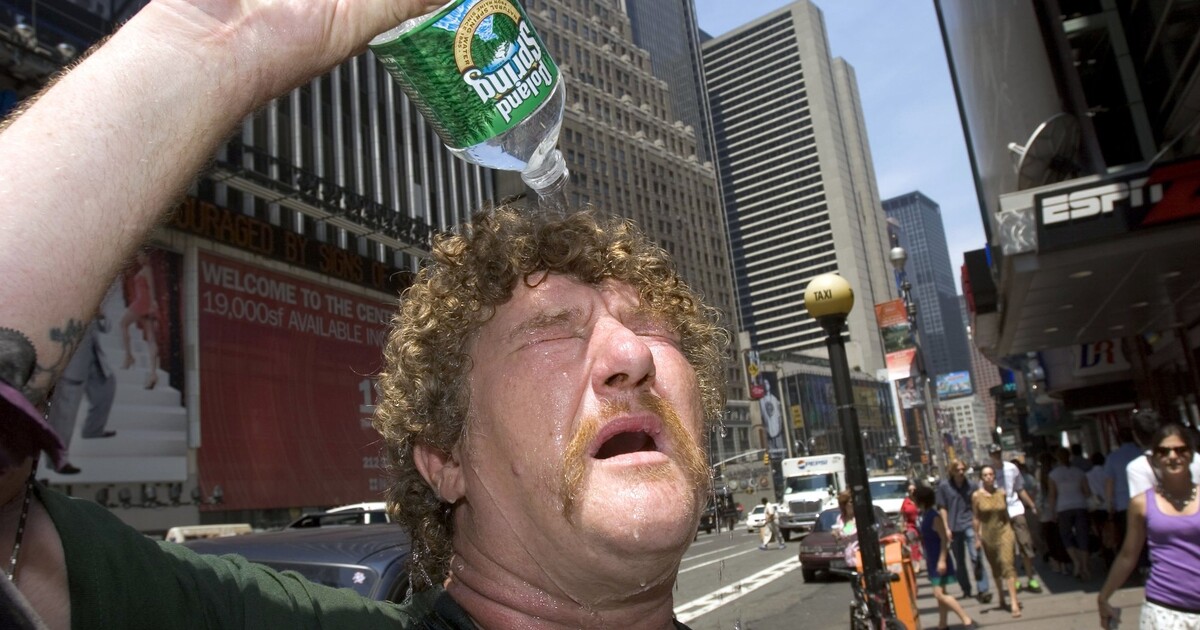 Stále platí výstraha před extrémním počasím. Podívej se, kde hrozí nejvyšší teploty