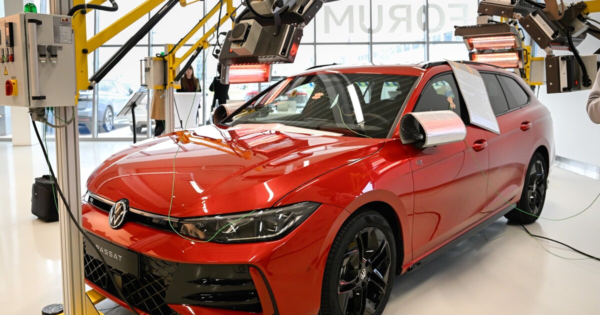 Italský antimonopolní úřad vyšetřuje známé automobilky, je mezi nimi i Tesla. Údajně klamaly spotřebitele