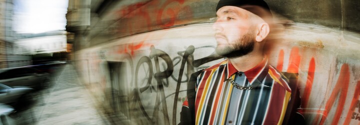 Čeští rappeři nechtějí udělat nic, pod co by se nedokázali upřímně podepsat. Scénu si hodně hlídají, říká producent