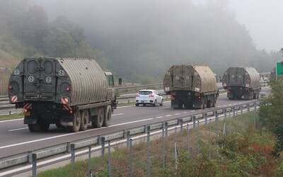 Cez Slovensko prejde viacero vojenských konvojov, smerom od Česka prejdú aj Američania.