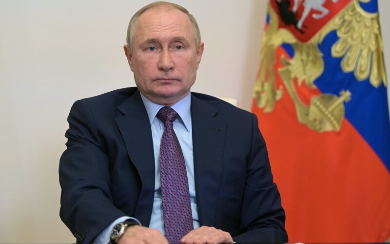 Rusko nechce válku, prohlásil Vladimir Putin po jednání s německým kancléřem.