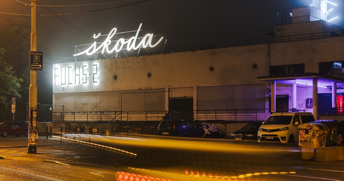 Na Štvanici vedle klubu Fuchs2 má znovu stát hokejový stadion. Proti jeho výstavbě už vznikla petice