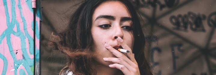 Nový Zéland chce z další generace vychovat nekuřáky. Mladí si od roku 2027 zřejmě nebudou moci koupit cigarety