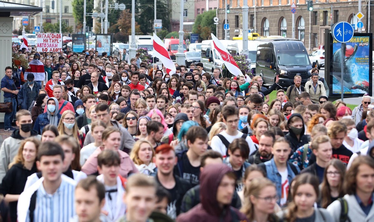 Protesty po sfalšovaných prezidentských voľbách v Bielorusku.