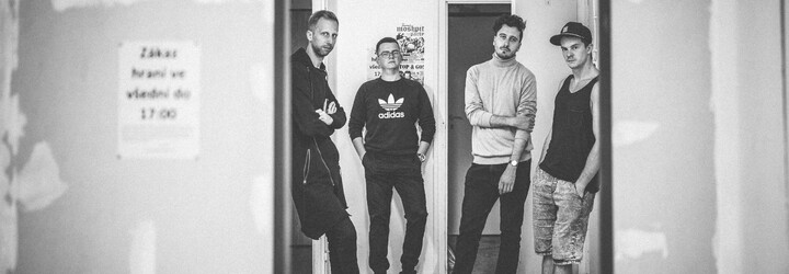 Jak se cimbál, slam poetry, samba a kontrabas sešly v hip hopu. Kapela Bartleby aktualizuje rap folklorní příměsí