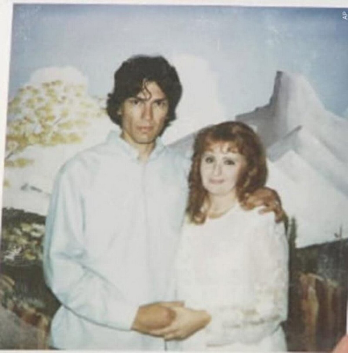 Odsúdený sériový vrah Richard Ramirez a jeho manželka