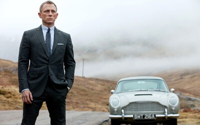Daniel Craig ponúkol režisérovi Skyfallu a Spectra natáčanie Bonda, keď bol opitý. Ráno ho čakal náročný telefonát so štúdiom.