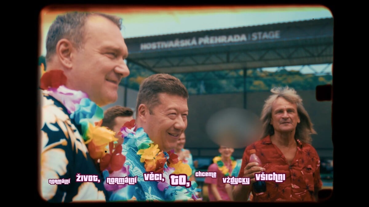 Zablurované logo piva Proud