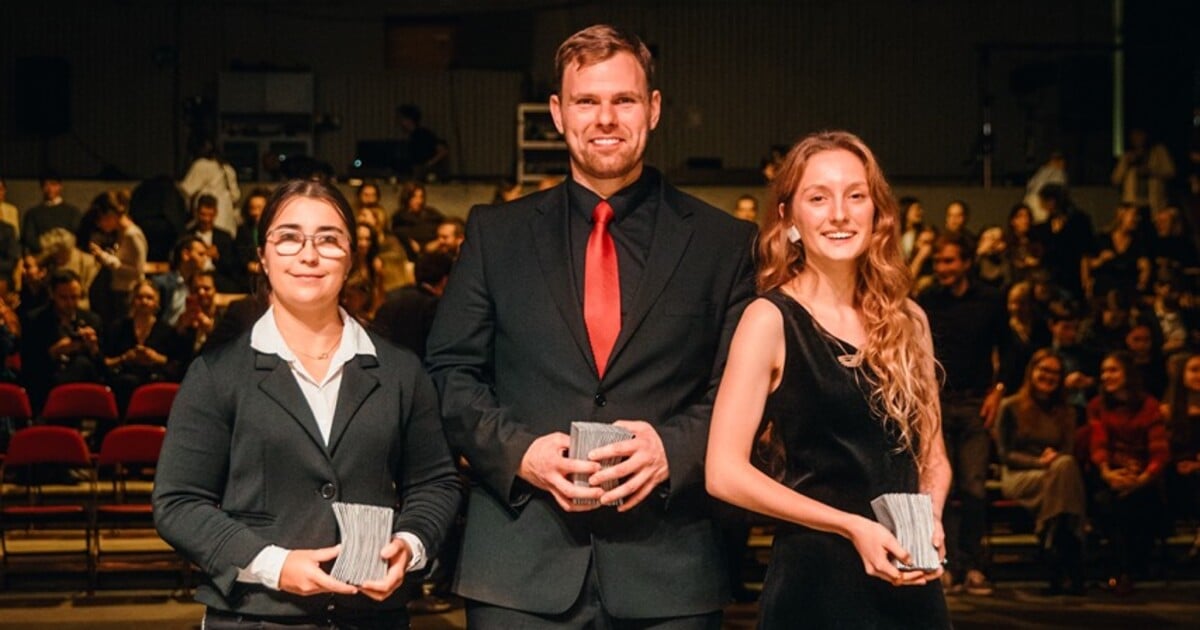 Známe vítěze Cen Jana Opletala. Toto jsou mladí lidé z Česka, kteří mění společnost k lepšímu