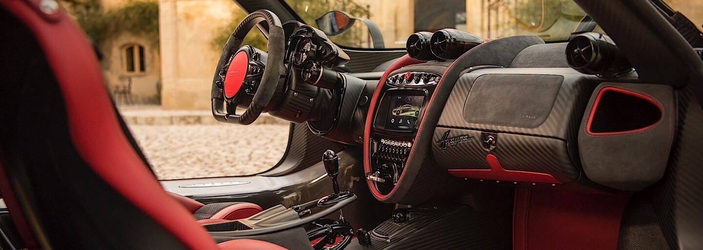 800-koňová V12-ka zabalená do len 1218-kilogramového umeleckého diela! To je nové Pagani Huayra BC