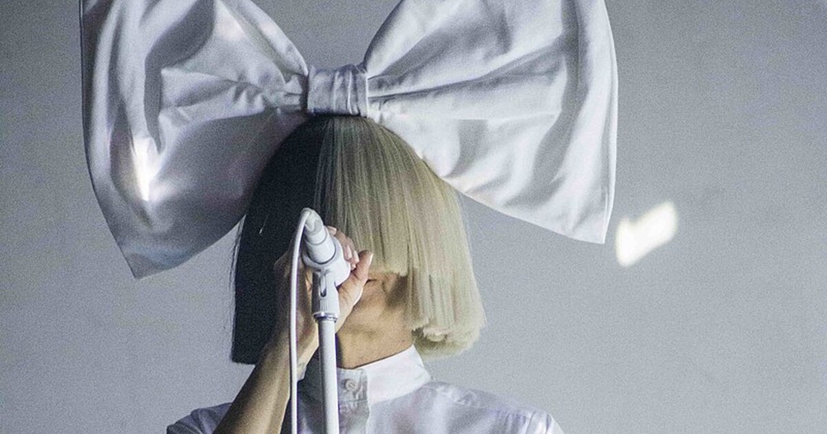 Zpěvačka Sia má poruchu autistického spektra. Svěřila se, jak život s diagnózou prožívá