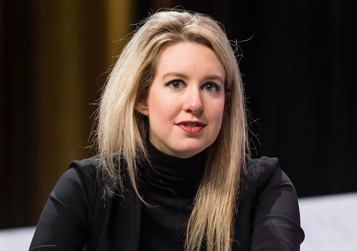 Elizabeth Holmes na summite Forbes Under 30