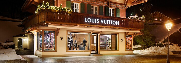 Nejhodnotnější značkou oblečení je podle magazínu Forbes Louis Vuitton. Kdo je v závěsu?