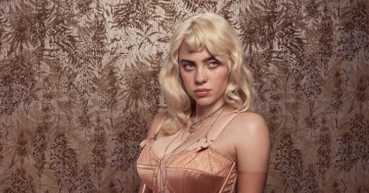 Billie Eilish vrací úder. Tvrdě se opřela do kritiků, kterým se nelíbí její více feminní módní styl