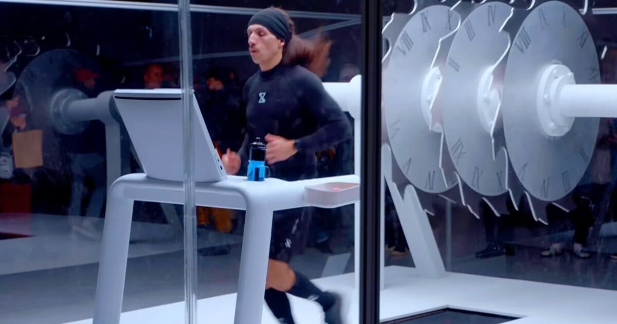 Francouzský rapper běžel na běžeckém páse 24 hodin, aby ho nerozřízla cirkulárka. Promoval tak nové album