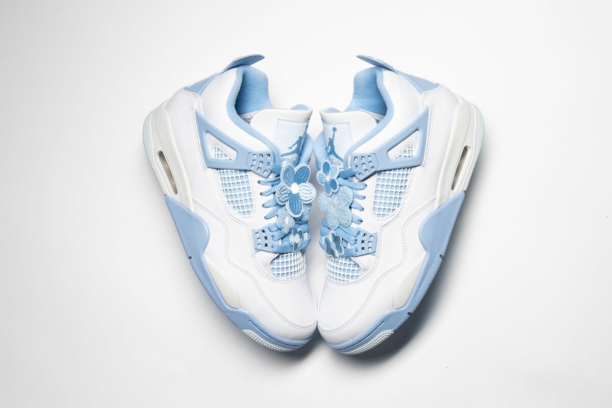 Air Jordan 4 Retro „Forget Me Not“
