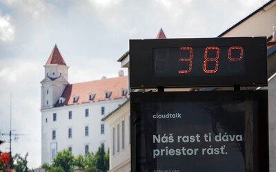 MAPA: Mnohé slovenské okresy sú ohrozené extrémnymi teplotami. Teploty sa tu šplhajú nad 40 stupňov Celzia.
