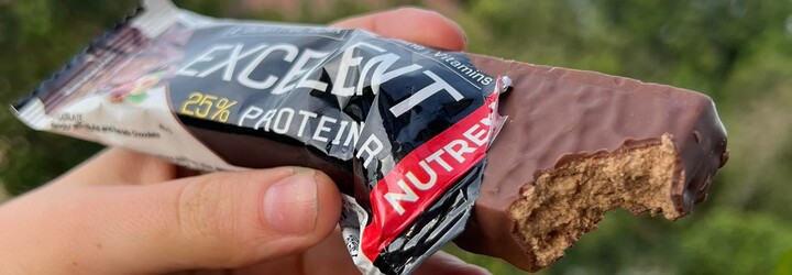 Proteinové tyčinky: Jak poznáš ty nejkvalitnější a na co si musíš dát pozor? Odpovídá výživová poradkyně