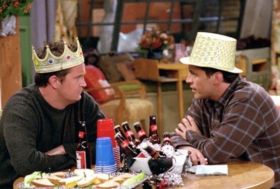 Chandler a Joey byli nerozlučná dvojka. V seriálu společně pečovali o dvě zvířata, jedním z nichž byla kachna. Co bylo to druhé?