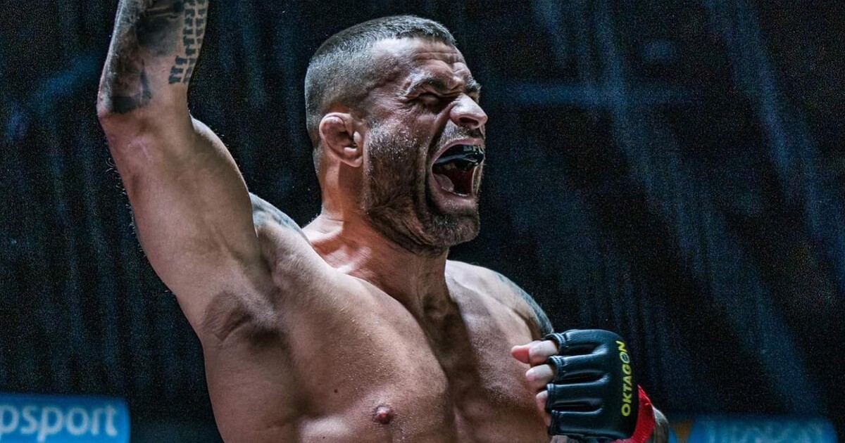 Karlos Vémola ustál rány a uškrtil soupeře v 1. kole. Už brzy se pobije o šampionský pás