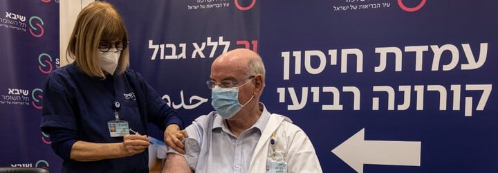 V Izraeli začali očkovat čtvrtou dávkou vakcíny. Dostali ji už první zdravotníci