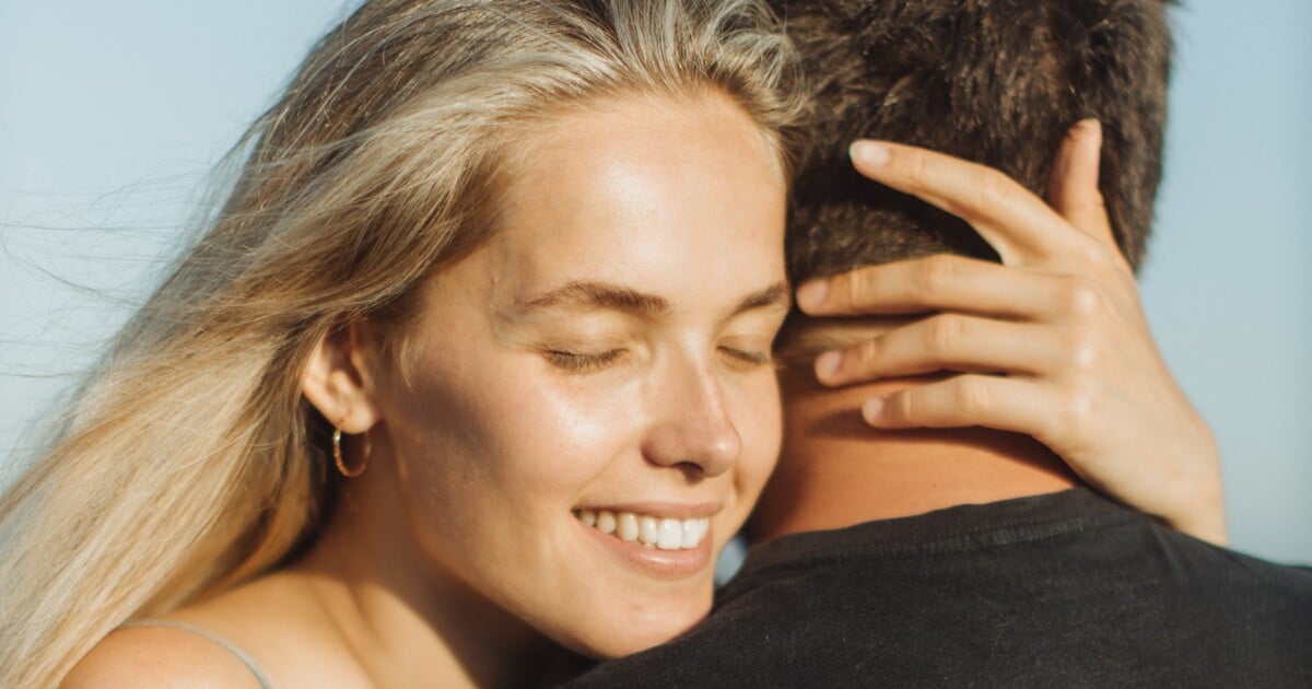 Fenomén situationship: nemáš žádné problémy, ale ani jistotu. Bianka a Viki promluvily o své zkušenosti se skorovztahem