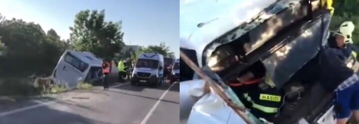 VIDEO: Za Galantou sa zrazil autobus s kamiónom. „Na mieste je veľa zranených,“ píše polícia
