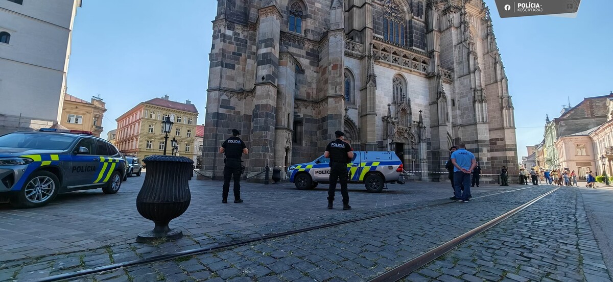 policajný zásah , dom sv alžbety 