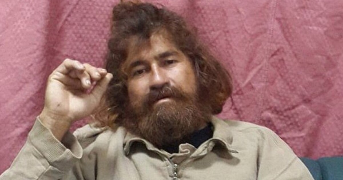 Rybáře na lodi unášel oceán více než rok. Aby přežil, jedl syrové ryby a pil moč, později ho obvinili, že snědl kolegu