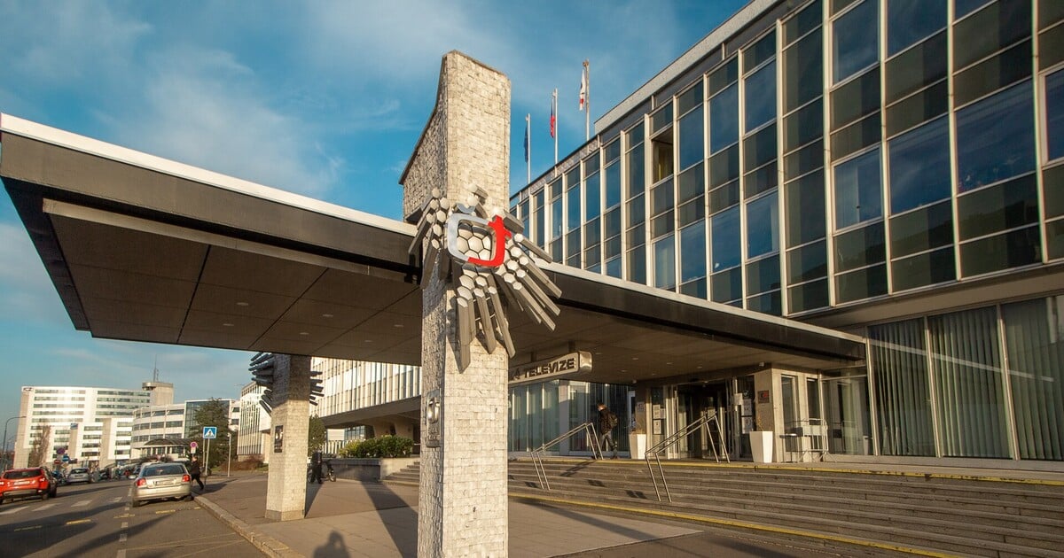 Šéf Rady ČT svolal mimořádné jednání. V případě zrušení koncesionářských poplatků by jí hrozil bankrot