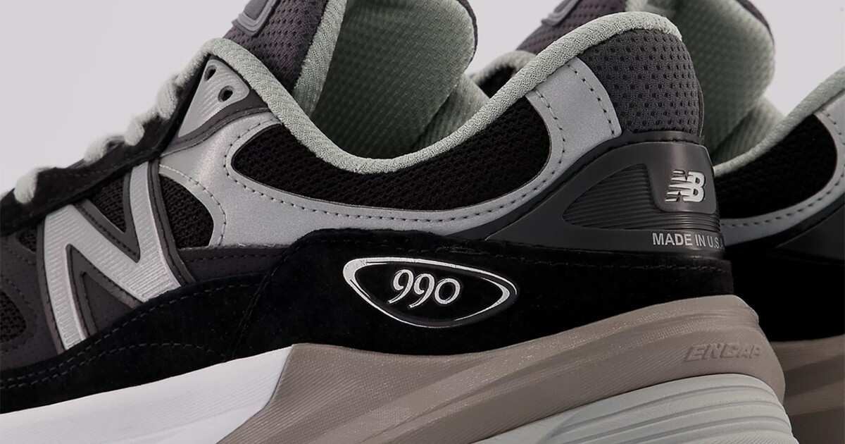 Vybrali jsme 10 nejlepších párů černých tenisek, se kterými zvládneš sychravý podzim bez jakýchkoli problémů