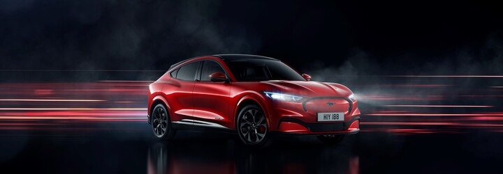 Ikonický Mustang přichází v novodobé podobě. Je z něj elektrické SUV s dojezdem 600 kilometrů