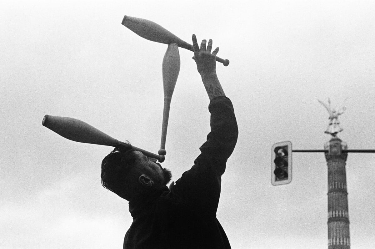 Michal žonglér na semaforoch