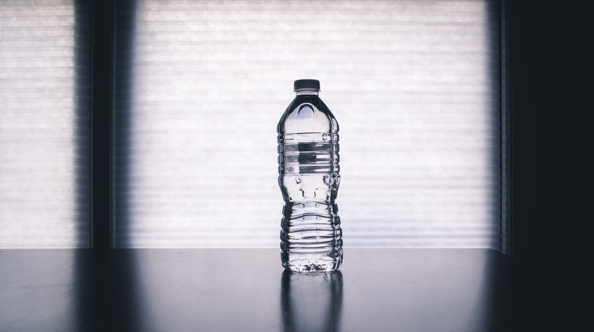 plastová fľaša