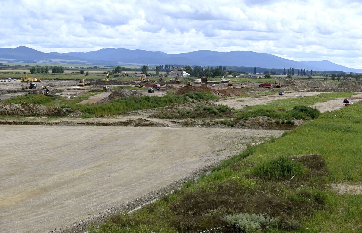 Výstavba industriálneho parku vo Valalikoch v okrese Košice.