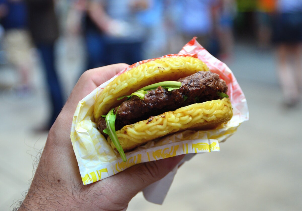 ramen burger