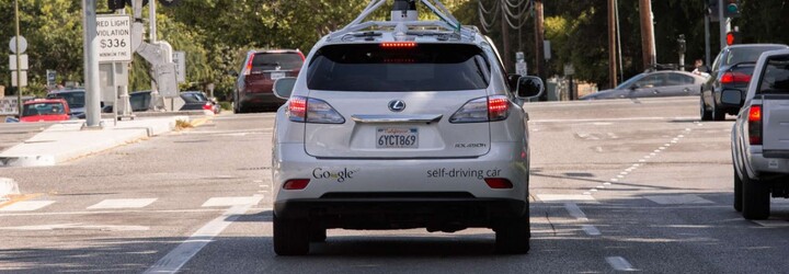 Počas leta budú prototypy vozidiel s autopilotom od Googlu testované v kalifornských uliciach