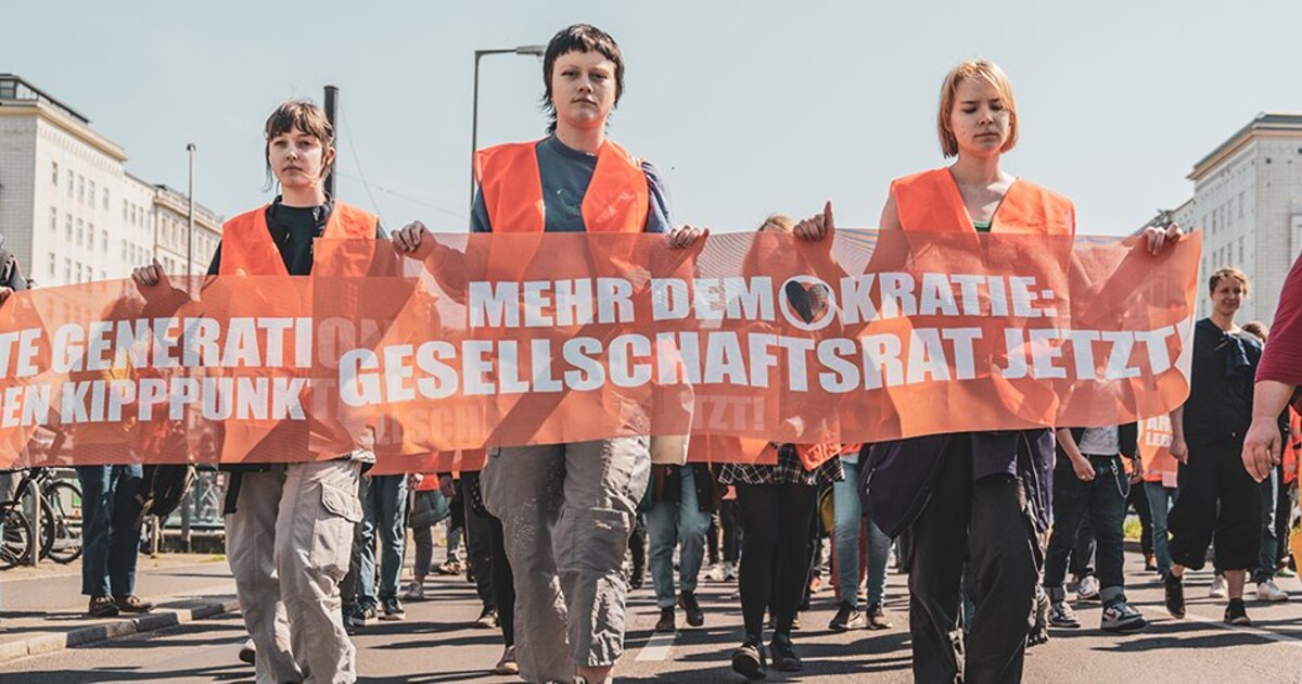 Klimatičtí aktivisté ve Vídni zablokovali dopravu na více místech