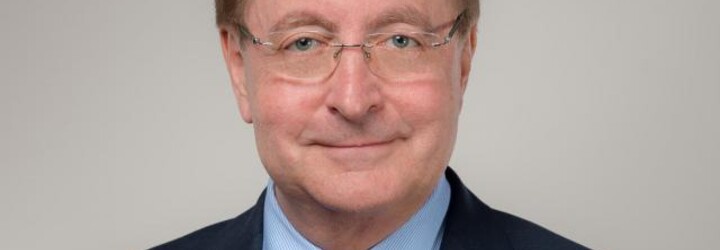 Kdo je Petr Arenberger: Nový ministr zdravotnictví je příznivcem očkování Sputnikem V