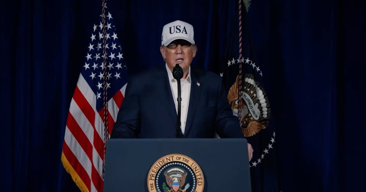 Trump potvrdil zahájení velkých bojových operací v Íránu. Hodina vaší svobody se blíží, vzkázal americký prezident