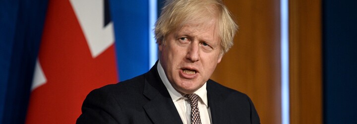 Boris Johnson by měl zůstat premiérem do podzimu, dnes odstoupí jako předseda strany (Aktualizováno)