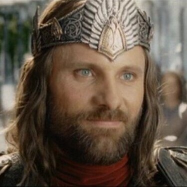 V poradí koľký vek započalo ukončenie vojny o prsteň a korunovácia Aragorna?